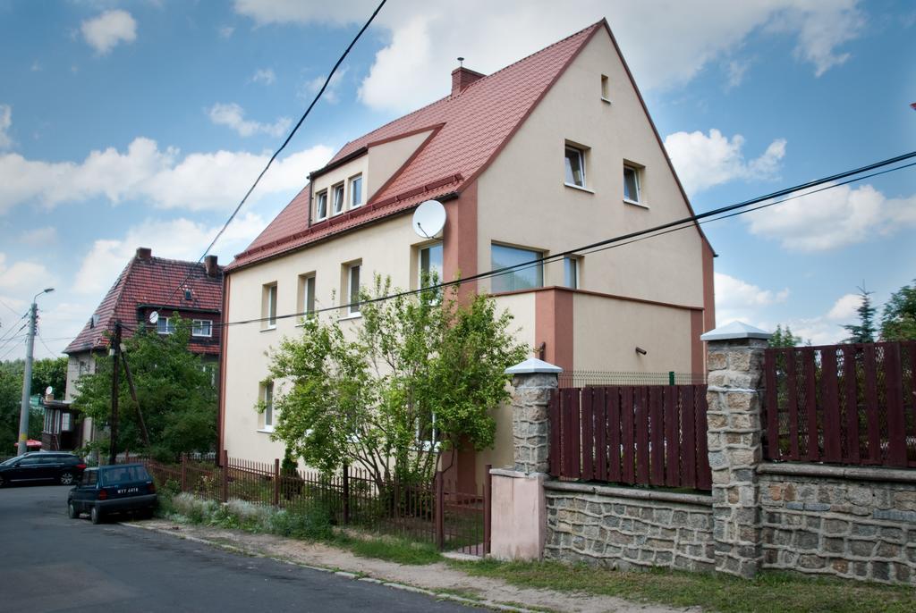 Guest House Wanda Wałbrzych Dış mekan fotoğraf
